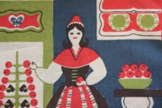 画像1: 北欧雑貨/スウェーデン製ファブリック/テーブルセンター　クリスマス準備 (1)