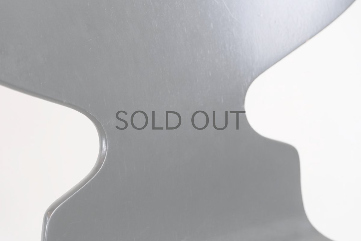 画像9: 【価格見直し】北欧ビンテージ家具/Fritz Hansen/フリッツ・ハンセン/アルネ・ヤコブセン/初期/アンツチェア/アントチェア/３本脚/ブラック　 (9)