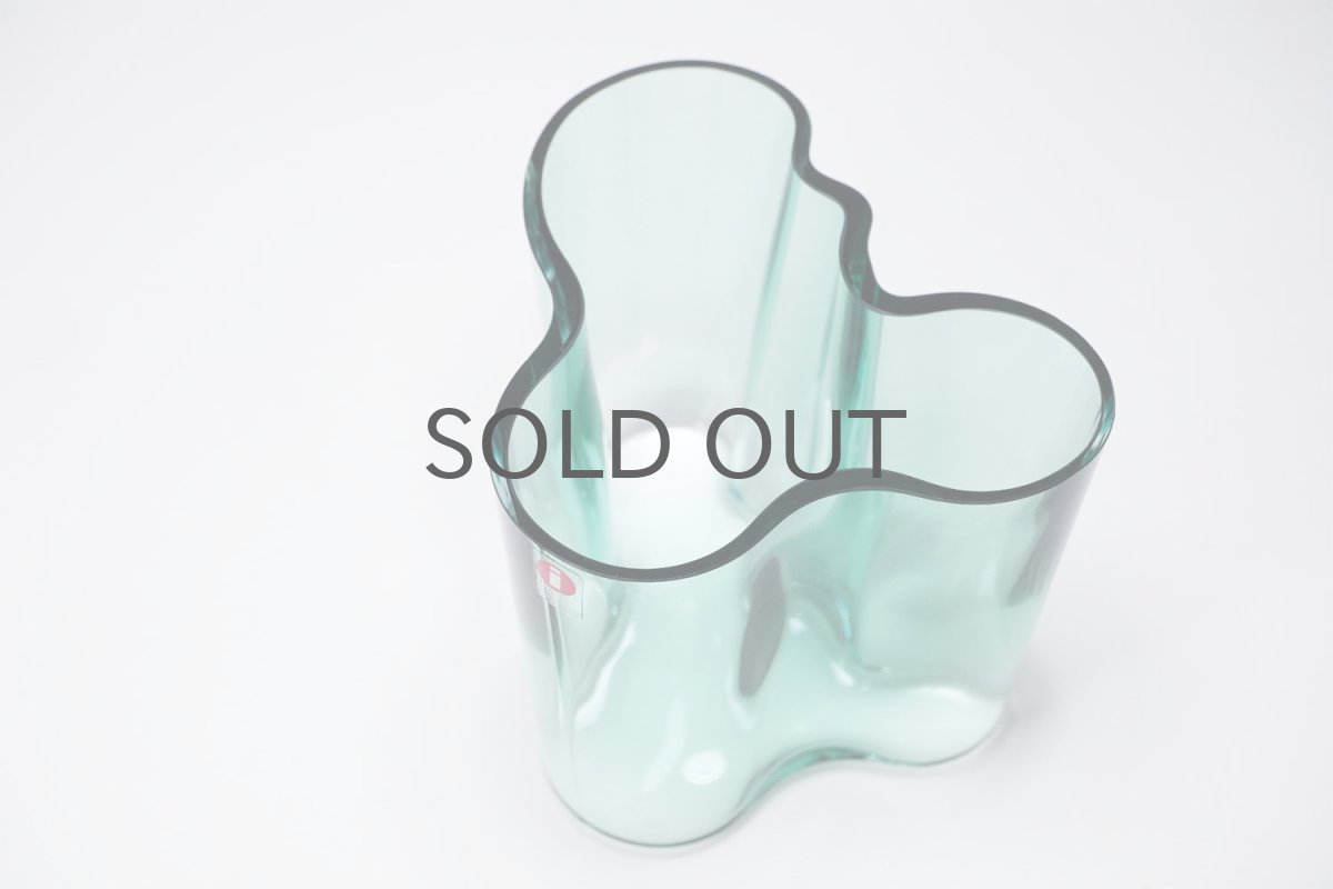 画像3: 北欧ビンテージ/iittala/イッタラ/Alvar Aalto/Aalto vase/アアルトベース/Savoy vase/H9.5cm/ライトグリーン？ (3)