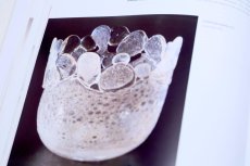 画像6: Kaj Franck 100 years/ カイ・フランク生誕100周年記念/展覧会の図録/Lasin taide The Art of Glass Kaj Franck 100 vuotta (6)