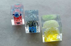画像10: 北欧アートガラス/ビンテージガラス/アートピース/Oiva Toikka/オイバトイッカ/Nuutajarv/ヌータヤルヴィ/special cube/スペシャルキューブ/イエロー (10)