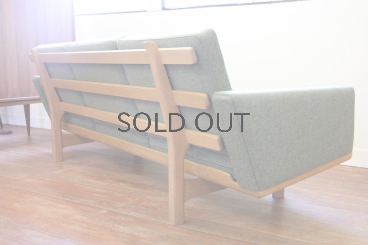 画像2: 北欧ビンテージ家具/Hans j Wegnerハンス J ウェグナー ソファー　GE236　オーク　張り替え代込 (2)