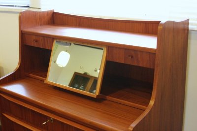 画像2: 北欧ビンテージ家具/デンマーク製/チーク/ライティングビューロー/３段引き出し